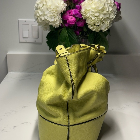 Kate Spade Lime Green Leather Shoulder Bag - Picture 4 of 16